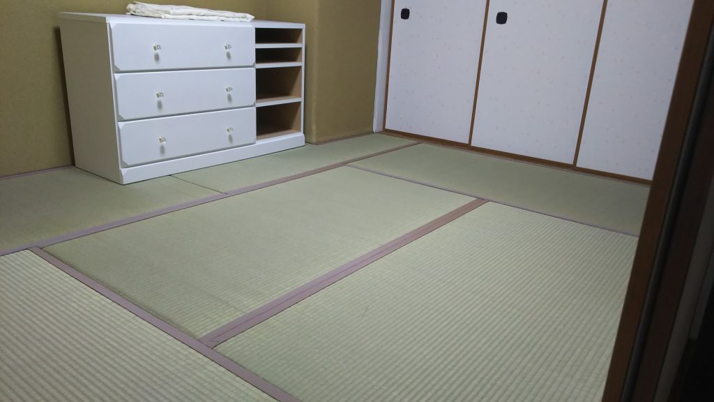 箕面市のマンションの畳の張替えをさせていただきました。