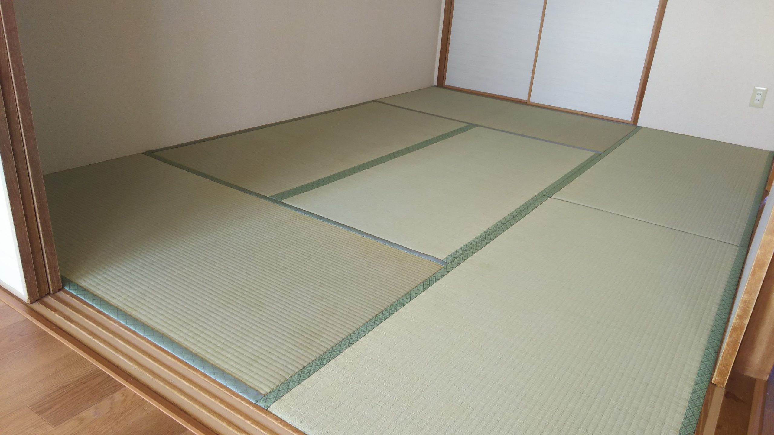 尼崎市 マンション 畳 張替え 畳の表替えと襖の張替えなら兵庫県伊丹市の株式会社みやび 尼崎市 マンション 畳 張替え 畳の表替えと襖の張替えなら兵庫県伊丹市の株式会社みやび