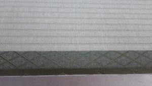 ダイケン銀白　若草色　M-16